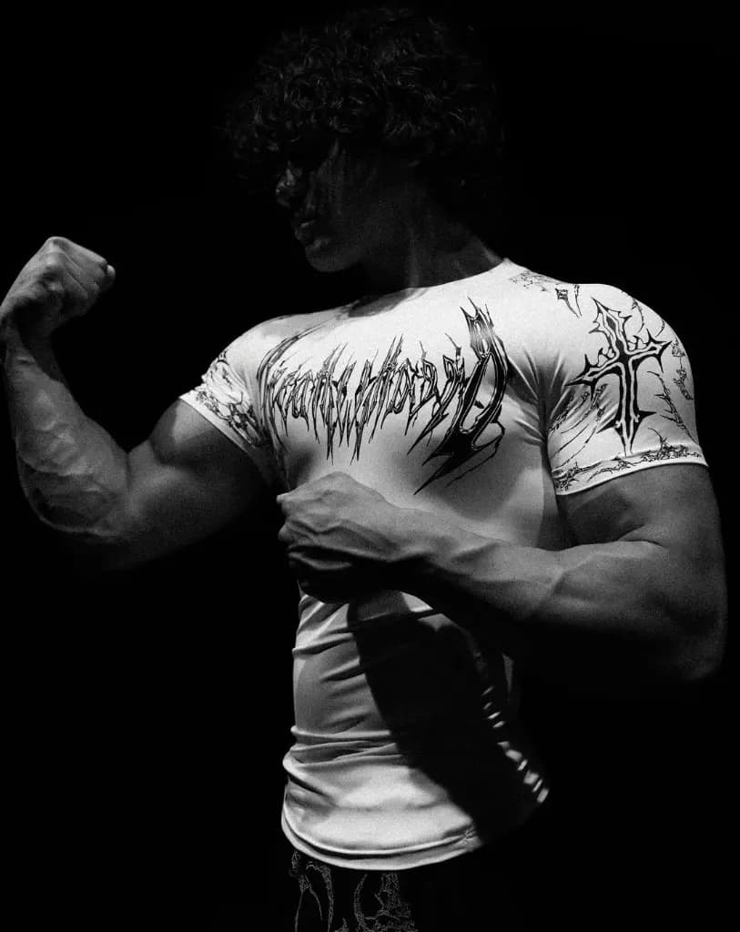Manga corta gótica blanco con negro